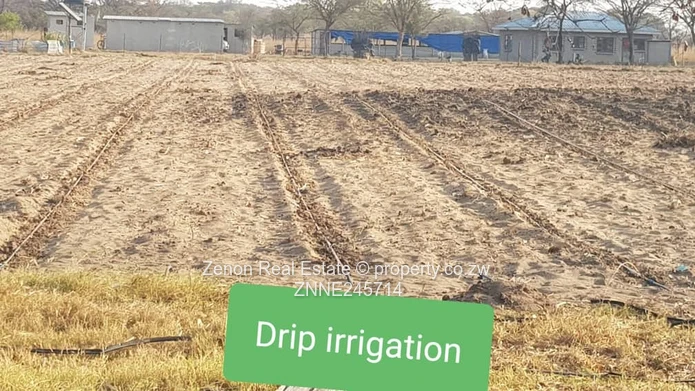 Beatrice 18ha Plot For Sale 150k.3km from Masvingo main road (Sole Mandate)