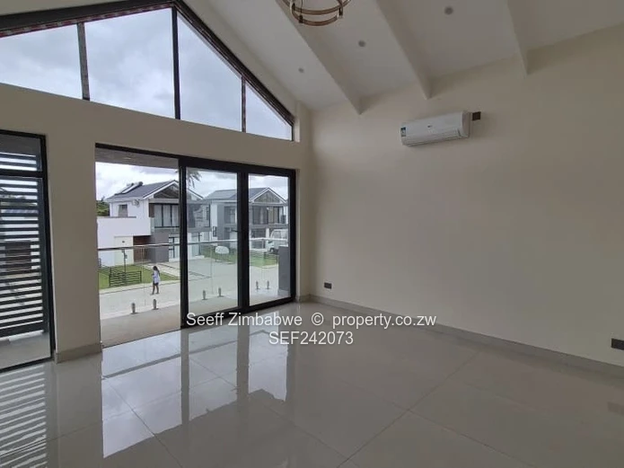 Exclusive Upmarket Townhouse For Sale