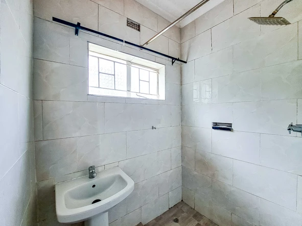 2 Bedroom Garden Flat