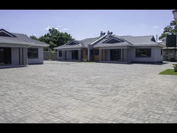 3 Bedroom Townhouse Complex