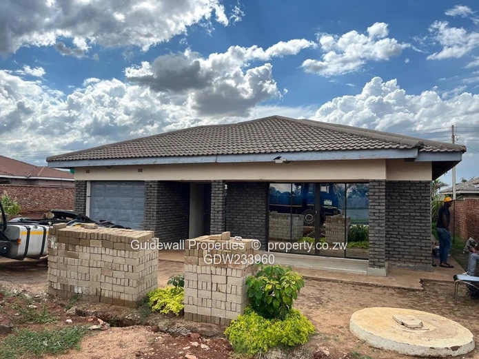 Stunning 4-Bedroom Home in Madokero for Sale