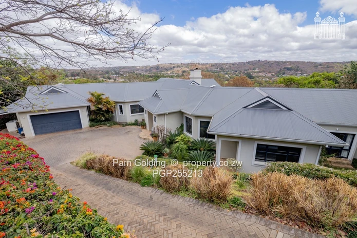 Timeless Elegance on the Hill - Price Drive Brooke Estate 