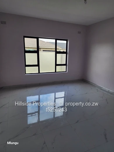 4bed house mabvazuwa phase 2 (Sole Mandate)