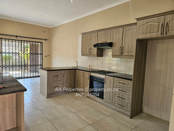 Newlands Cluster House For Rent