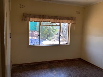 7 Bedroom House