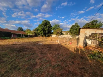 Stands & Residential Land
