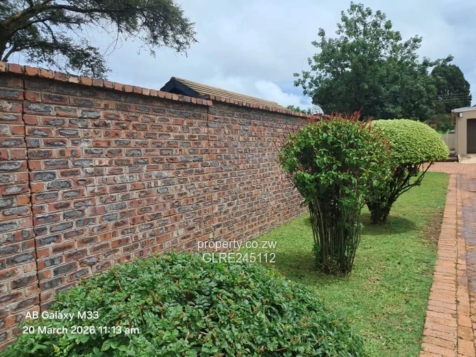 Eastlea 4-Bed Home with Modern Kitchen, Borehole & Garage