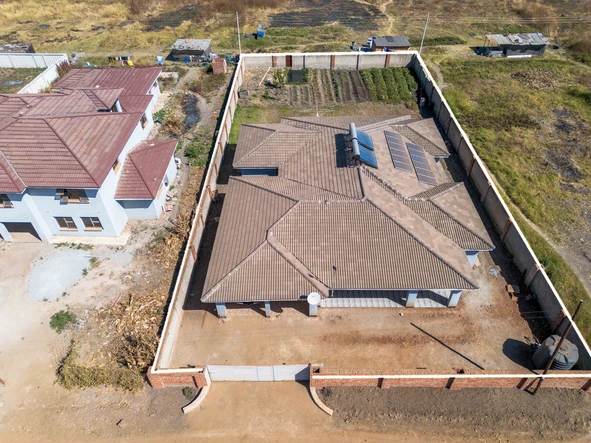 4 Bedroom House