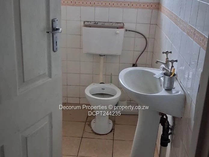 6-Bed Riverside Park Double Storey Home — Borehole 