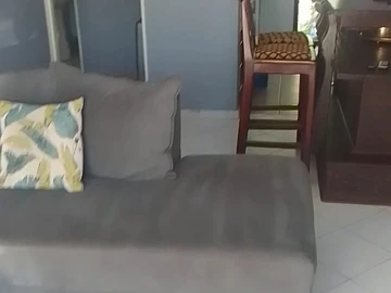 2 Bedroom Flat & Apartment