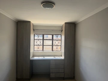 2 Bedroom Cottage