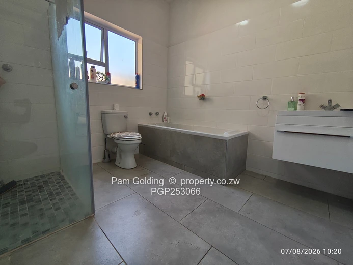 3-Bedroom Townhouse – Emerald Hill