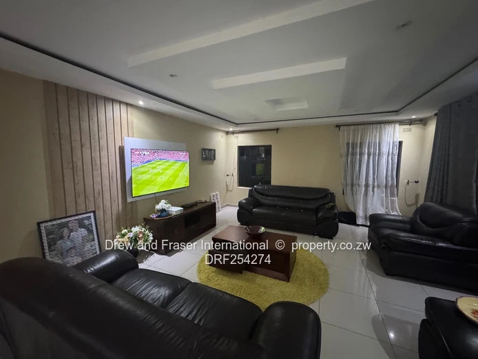 Stylish 4-Bed Home in Mabvazuva, Ruwa — Borehole