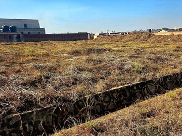 Stands & Residential Land