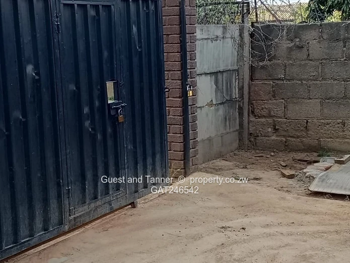 Residential House for Sale with Title Deed (Sole Mandate)