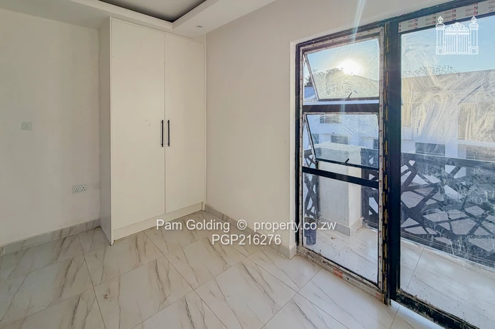 Near Completion Contemporary Duplex Unit in Good Location (Sole Mandate)