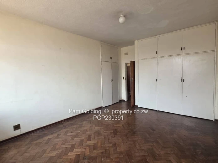 Block of flats for sale