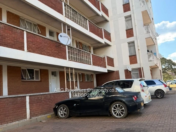 Fully Furnished 2-Bed Flat with Borehole in Rhodesville