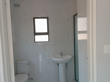 3 Bedroom Garden Flat