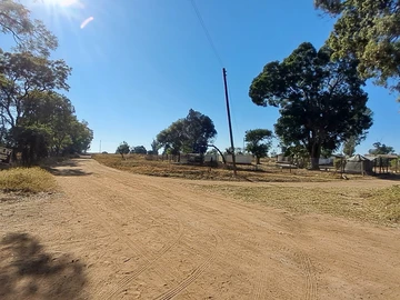 Farm & Agricultural Land