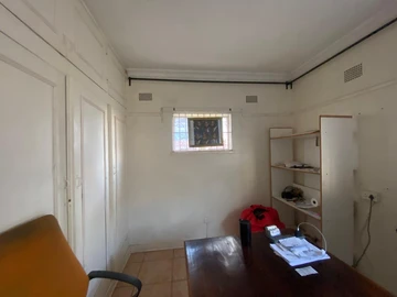 Flat & Apartment