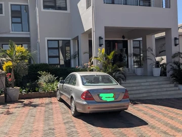 8 Bedroom House