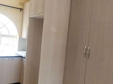 3 Bedroom Flat & Apartment