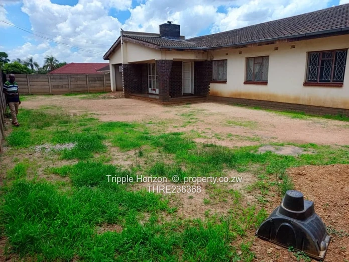 Great Potential! Close to CBD