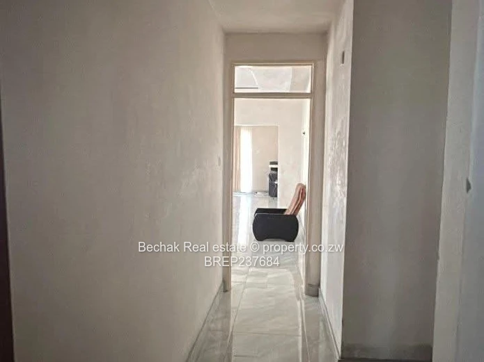 Hopelyn 5-Bed Home — Tiled Living, Verandah & Walled Yard