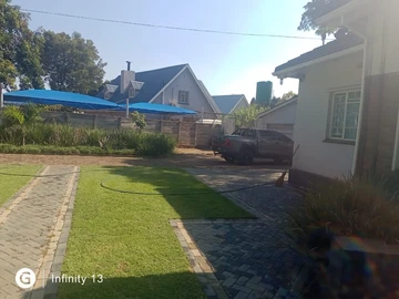 5 Bedroom House