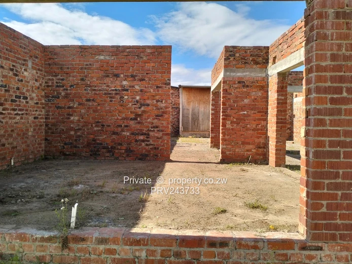 Modern 4-Bedroom House Shell in Rydale Ridge Park (710sqm)