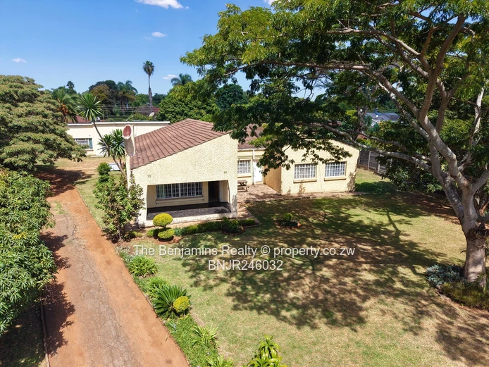 4 Bedroom Home Milton Park