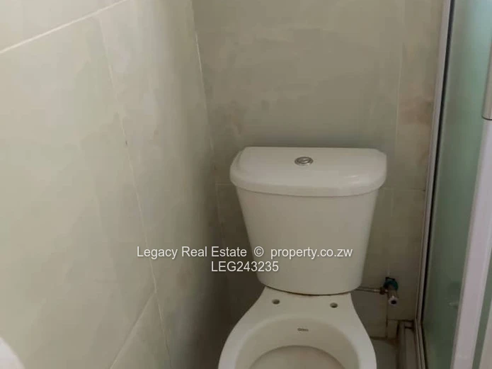 Cozy 1 Bedroom Cottage in Crowhill – Solar & Borehole Included