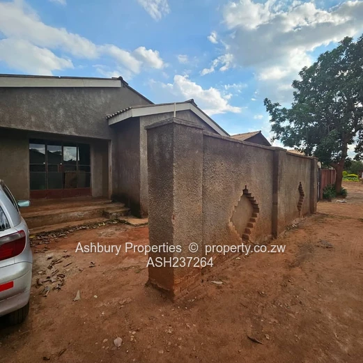 Modern Appealing family house to finish at your own test.