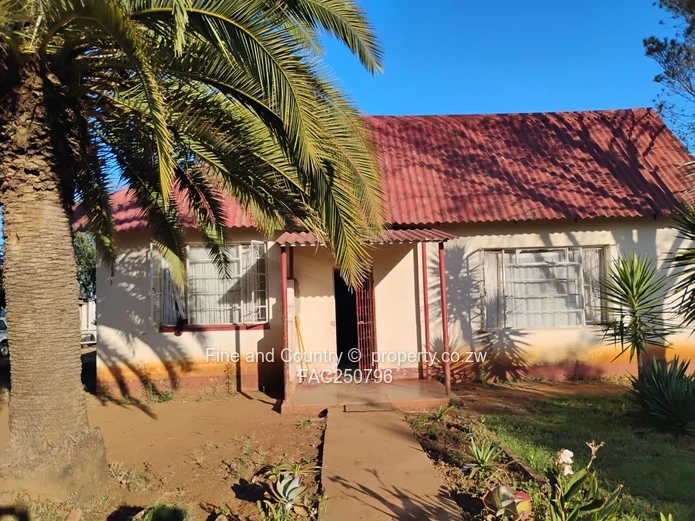  5.8 Acre Plot For Sale – Woodville