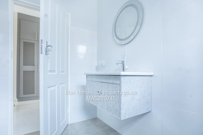 Captivating 3-Bedroom Townhouse for Sale in Emerald Hill (Sole Mandate)