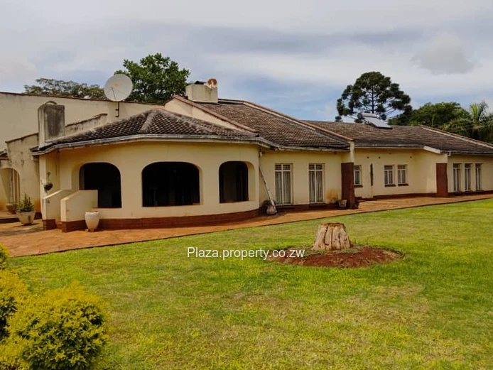 6 bedroom house for rent in Borrowdale