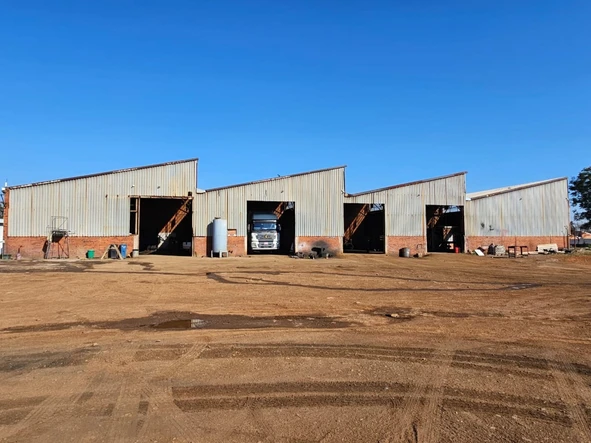 Warehouse & Factory