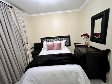 4 Bedroom Townhouse Complex