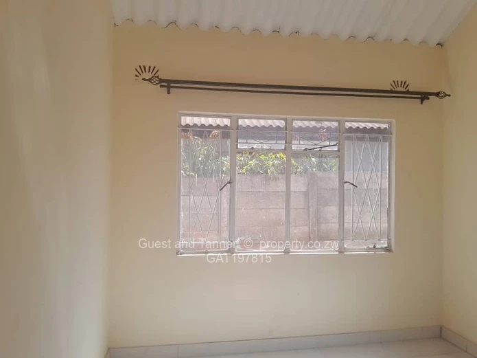 1 Bed House to Rent in Westlea