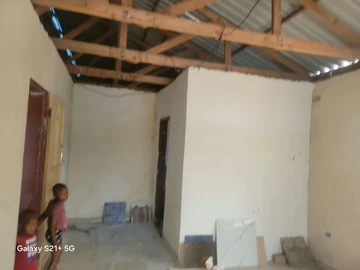 6 Bedroom House