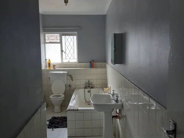 3 Bedroom Garden Flat