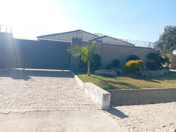 4 Bedroom House