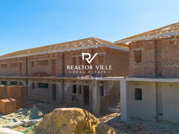 2 Bedroom Flat & Apartment