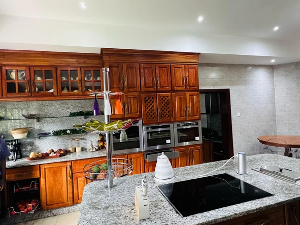 7 Bedroom Townhouse Complex