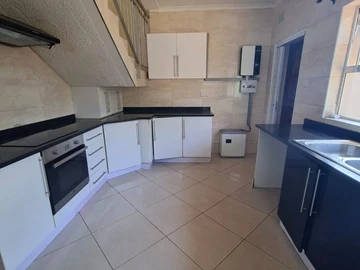 3 Bedroom Garden Flat