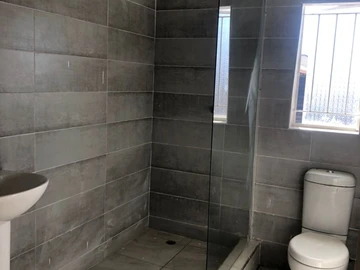 2 Bedroom Garden Flat