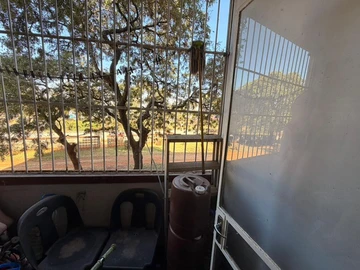 2 Bedroom Flat & Apartment