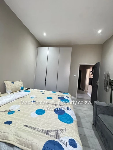 A choice of 3 Cluster Homes with 4/3 bedrooms in Peakwood Village