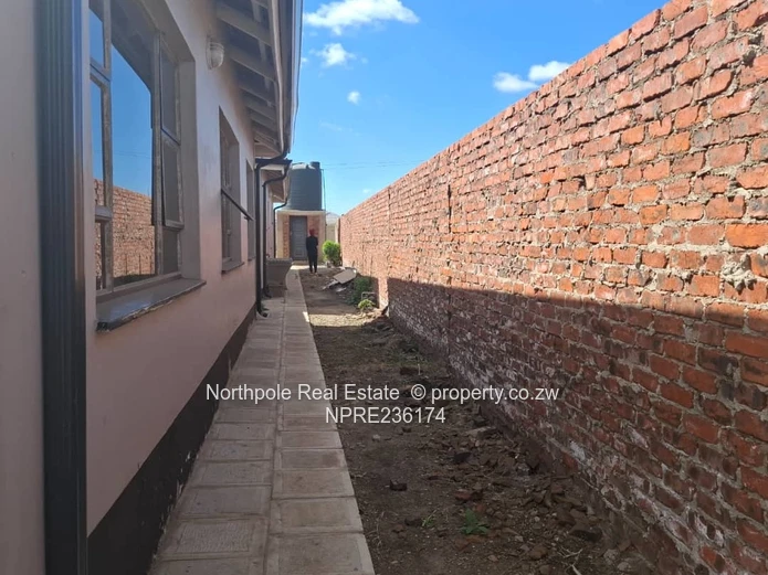 Haydon Park House Foe Sale